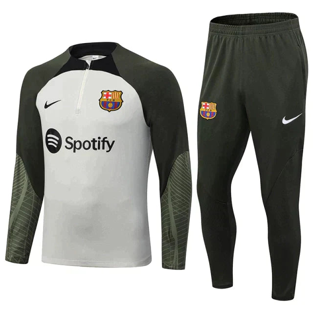 Conjunto de Treino Barcelona 2023 Branco