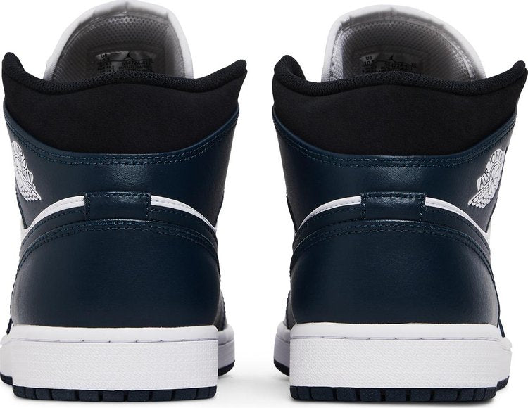 Nike Air Jordan 1 Mid 'Armory Navy'